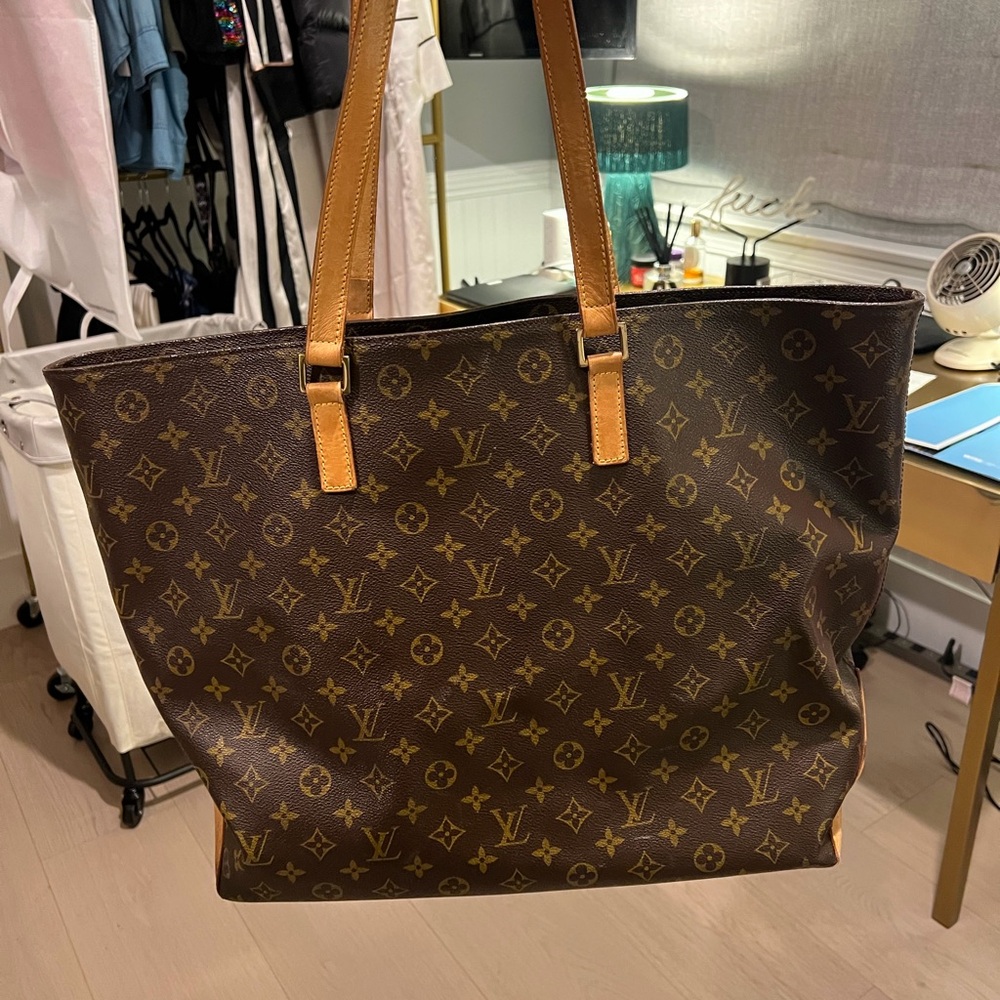 Louis Vuitton Brown Monogram Interior